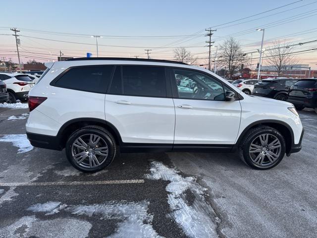 used 2022 Honda Pilot car, priced at $30,998