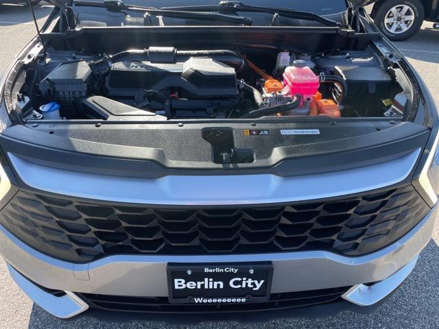 used 2023 Kia Sportage Hybrid car, priced at $25,763
