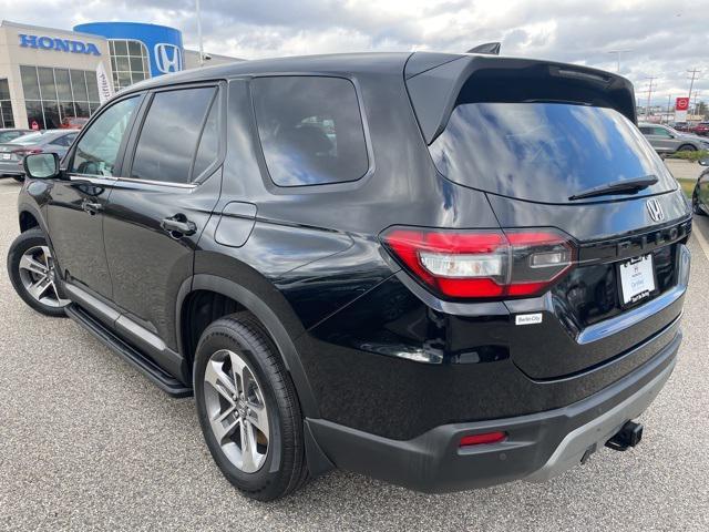 used 2023 Honda Pilot car, priced at $35,795