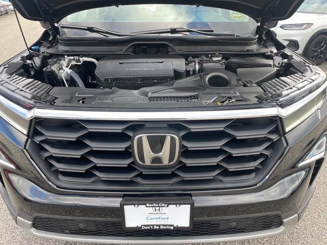used 2023 Honda Pilot car, priced at $35,795