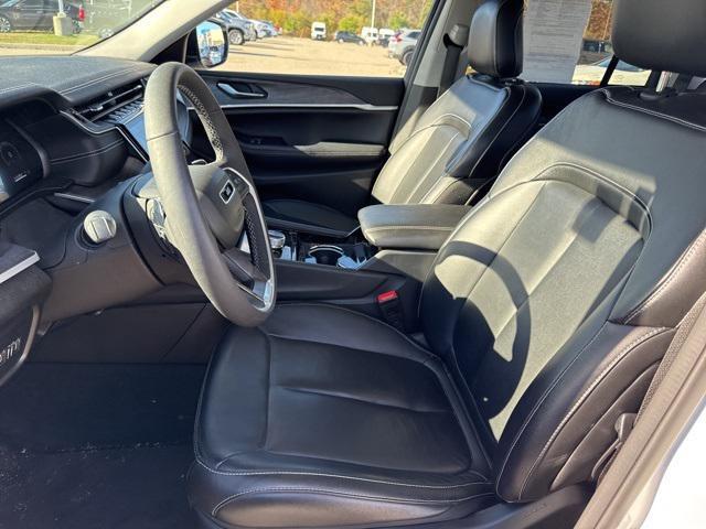 used 2023 Jeep Grand Cherokee car, priced at $35,498