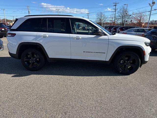used 2023 Jeep Grand Cherokee car, priced at $35,498