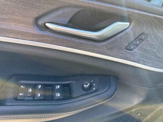 used 2023 Jeep Grand Cherokee car, priced at $35,498