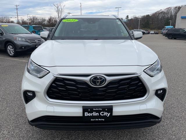 used 2021 Toyota Highlander car, priced at $29,998