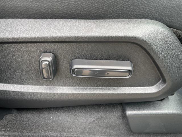 used 2025 Honda Pilot car, priced at $49,656