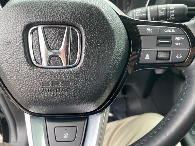 used 2025 Honda Pilot car, priced at $49,656