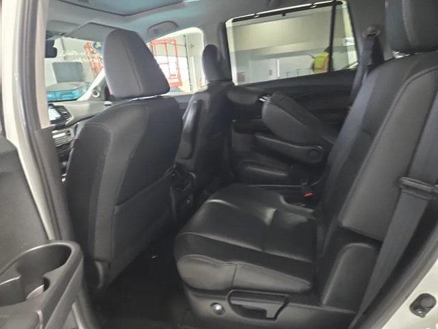 used 2022 Honda Pilot car, priced at $32,582