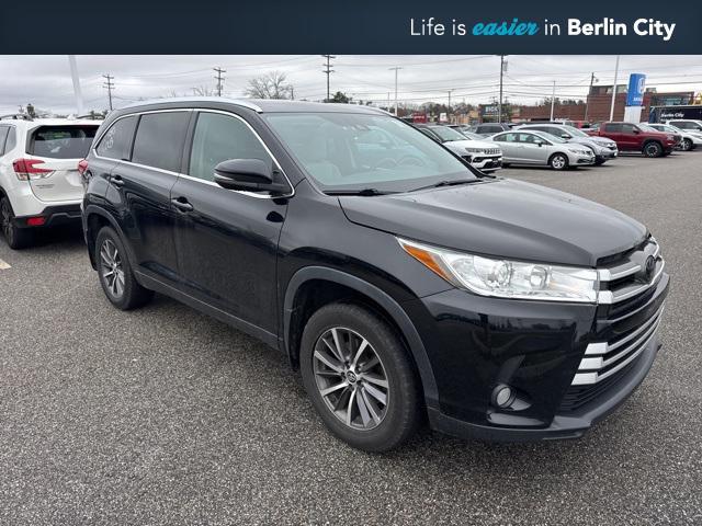 used 2019 Toyota Highlander car, priced at $26,981