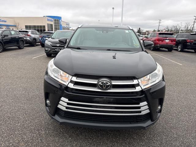 used 2019 Toyota Highlander car, priced at $26,981