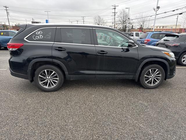 used 2019 Toyota Highlander car, priced at $26,981
