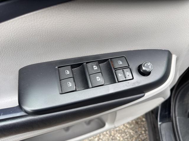 used 2019 Toyota Highlander car, priced at $26,981