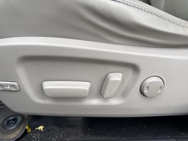 used 2019 Toyota Highlander car, priced at $26,981