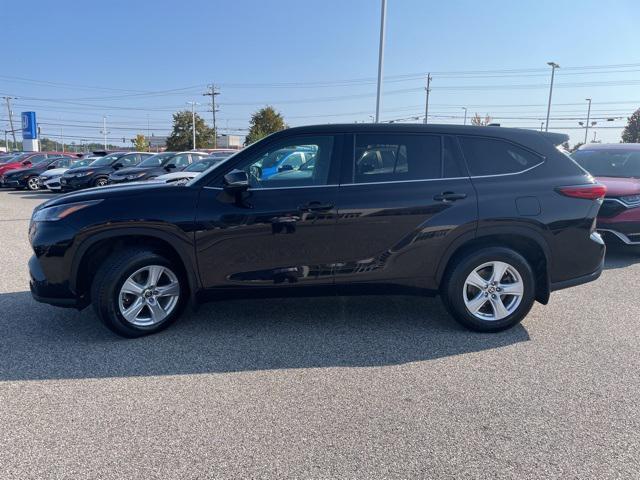 used 2021 Toyota Highlander car, priced at $28,998