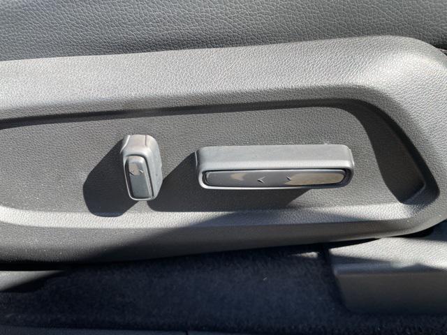 used 2023 Honda Pilot car, priced at $40,998