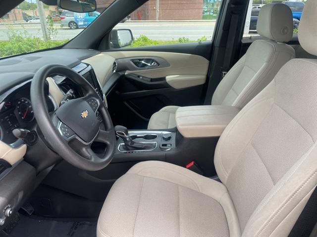 used 2022 Chevrolet Traverse car, priced at $29,557
