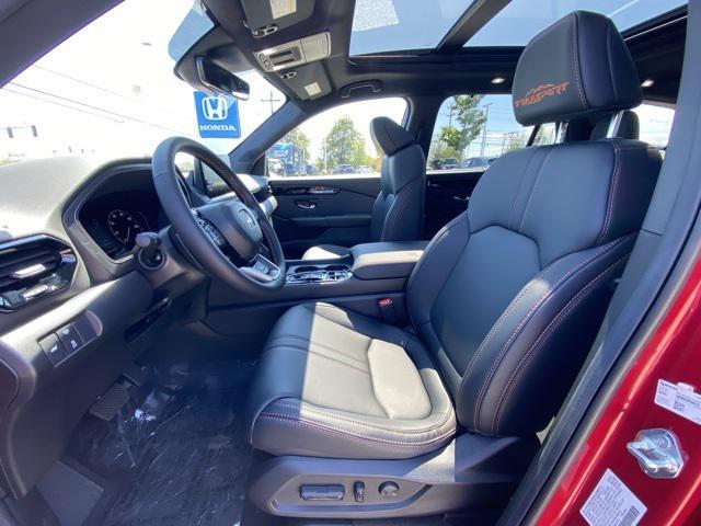new 2025 Honda Pilot car, priced at $51,305