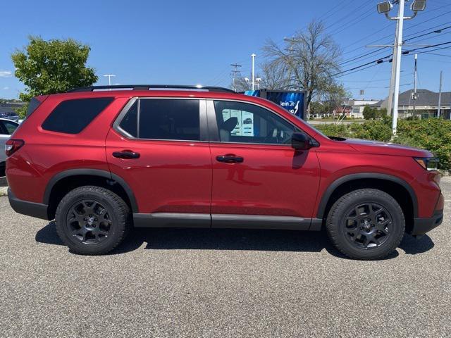 new 2025 Honda Pilot car, priced at $51,305