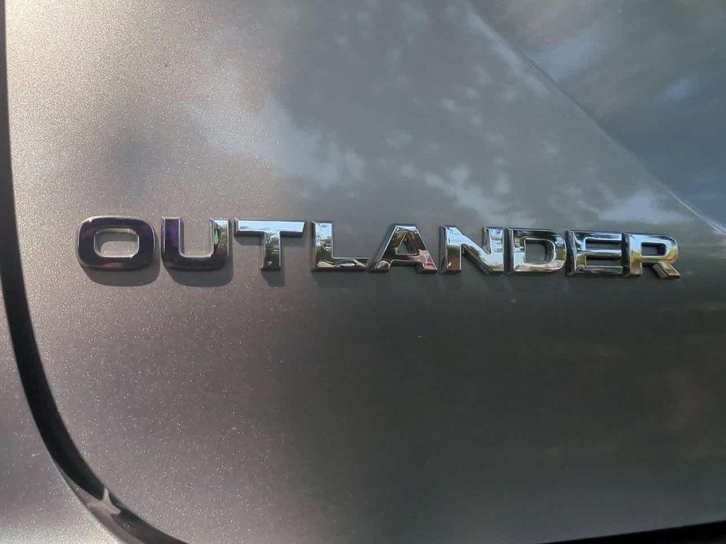 used 2024 Mitsubishi Outlander car, priced at $28,785