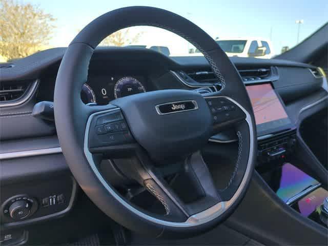 new 2025 Jeep Grand Cherokee L car, priced at $51,015