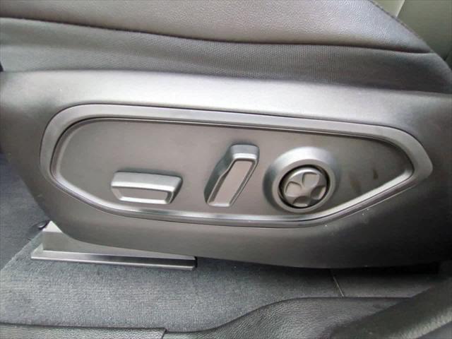 new 2025 Jeep Grand Cherokee car, priced at $40,250