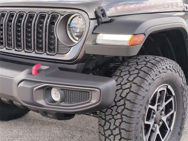 new 2024 Jeep Gladiator car, priced at $60,305