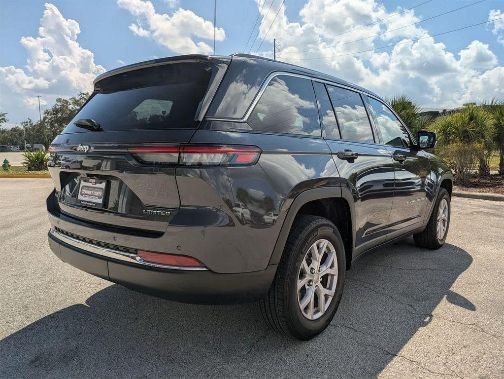 used 2022 Jeep Grand Cherokee car, priced at $30,995