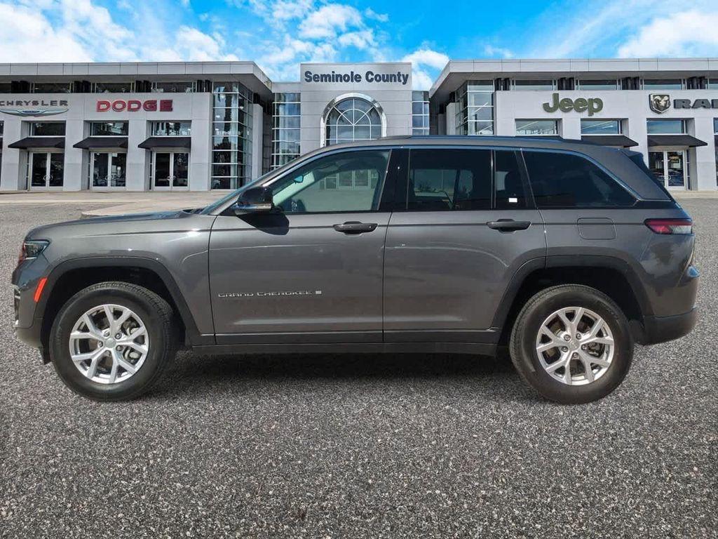 used 2022 Jeep Grand Cherokee car, priced at $28,487