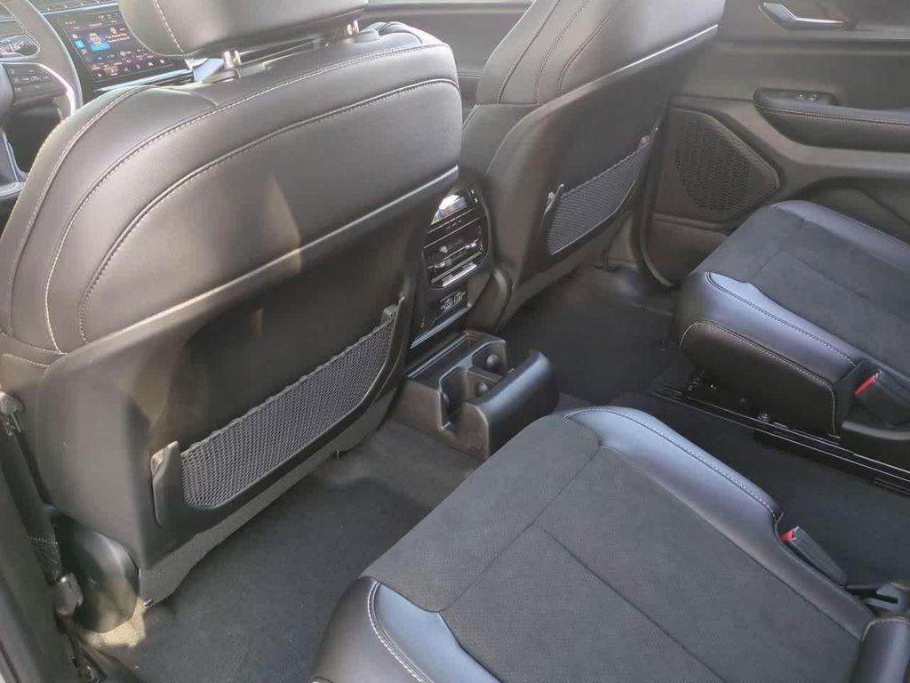 new 2025 Jeep Grand Cherokee L car, priced at $44,014