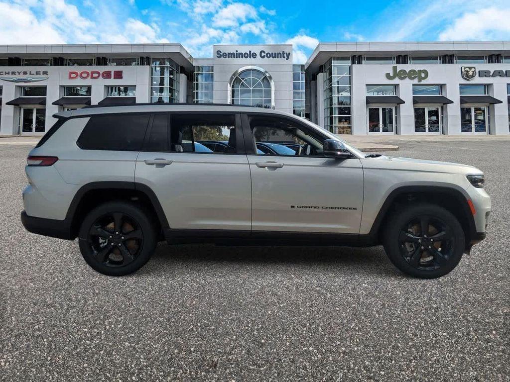 new 2025 Jeep Grand Cherokee L car, priced at $44,014