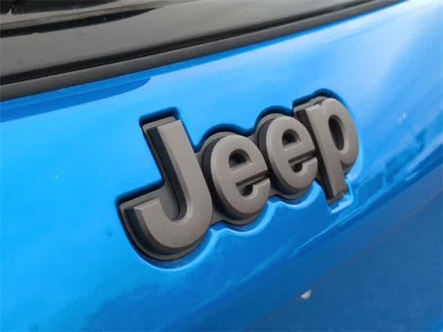 new 2025 Jeep Compass car, priced at $38,305