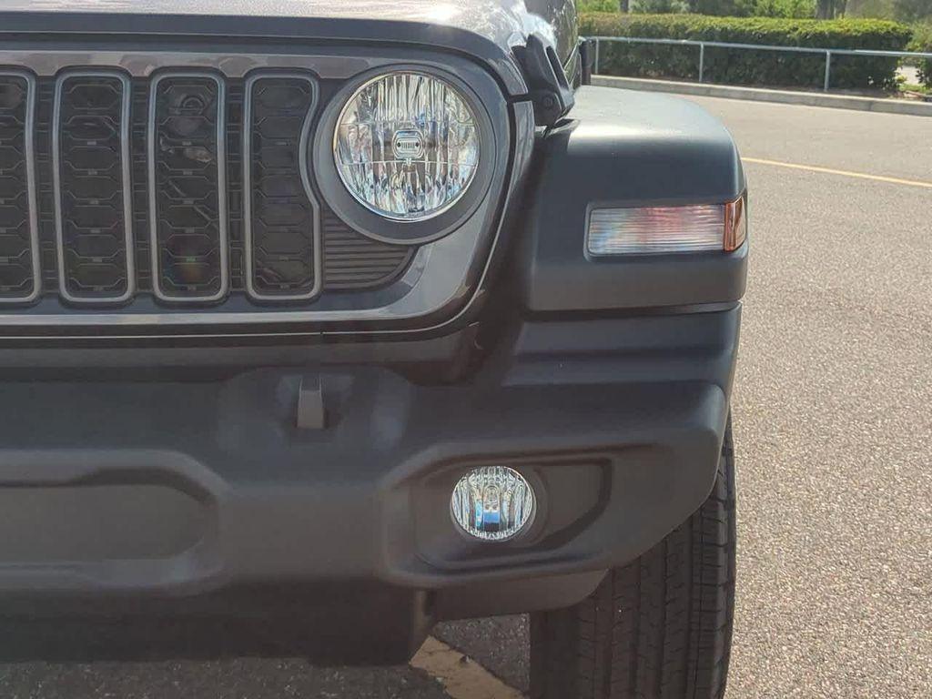 new 2025 Jeep Wrangler car, priced at $38,750