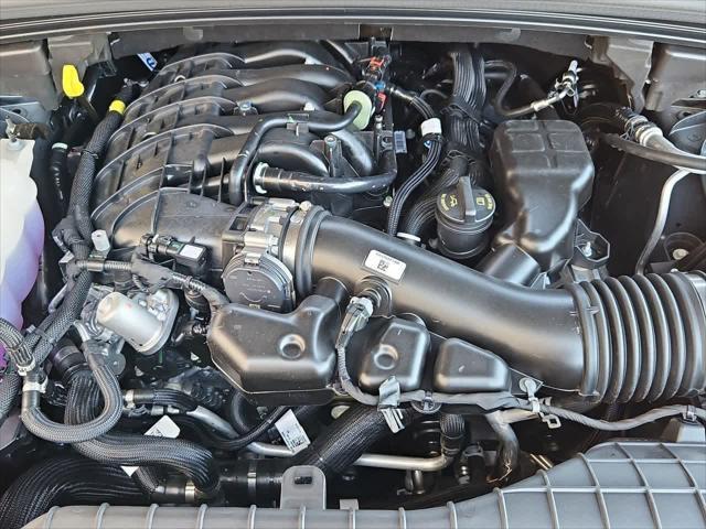 new 2025 Jeep Grand Cherokee car, priced at $47,900