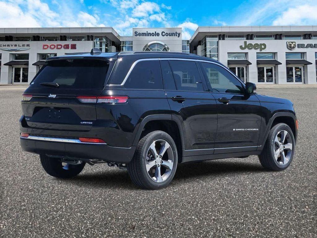 new 2025 Jeep Grand Cherokee car, priced at $47,850
