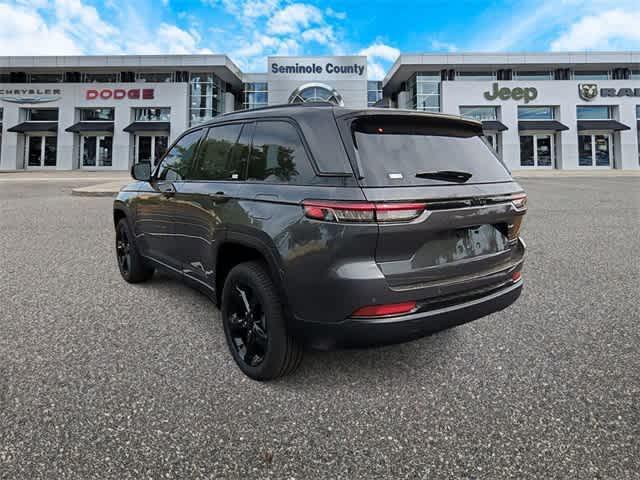 new 2025 Jeep Grand Cherokee car, priced at $41,900
