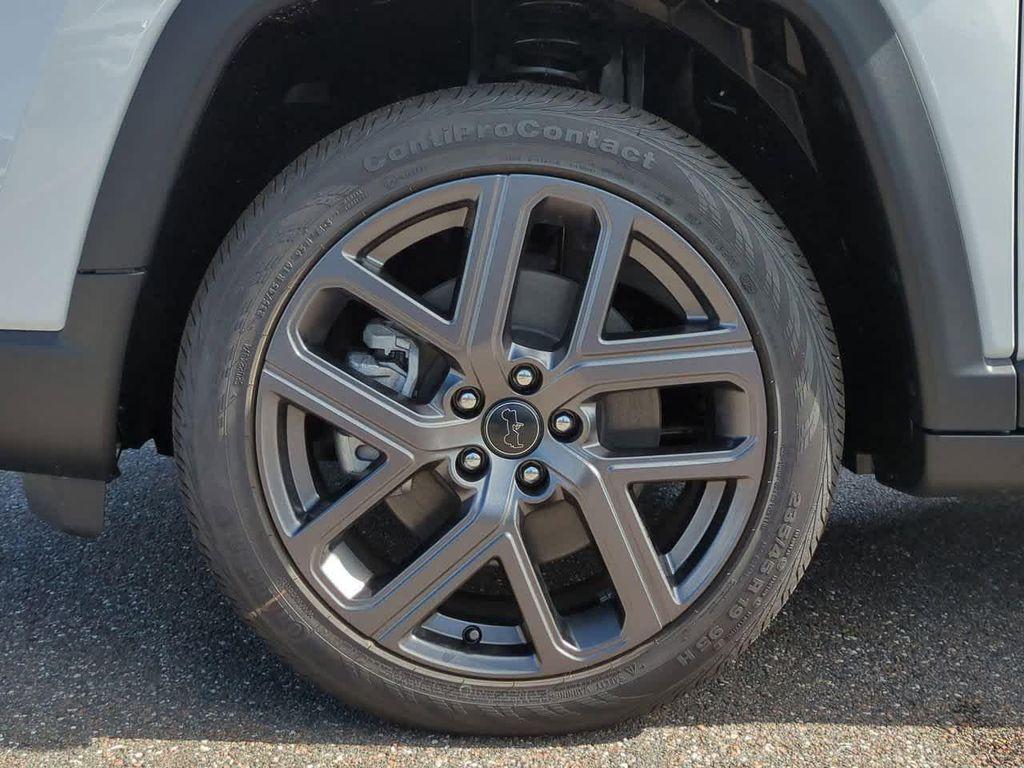 new 2026 Jeep Compass car, priced at $33,824