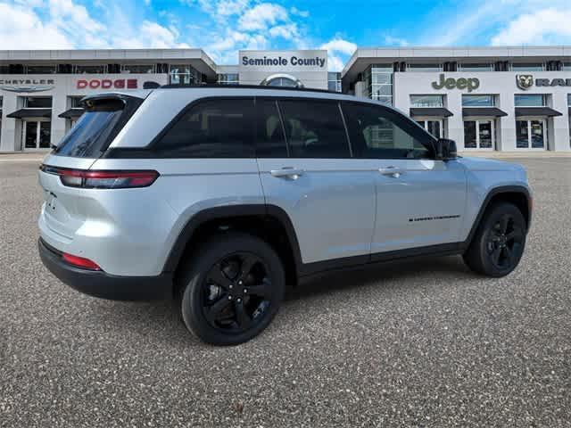 new 2025 Jeep Grand Cherokee car, priced at $37,900