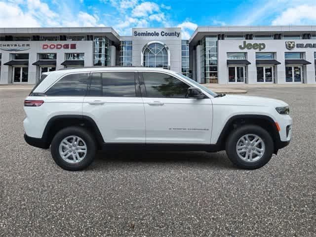 new 2025 Jeep Grand Cherokee car, priced at $31,900