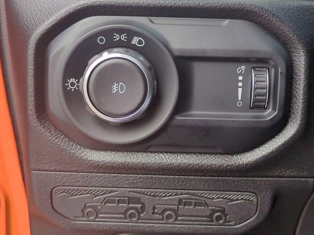 new 2025 Jeep Wrangler car, priced at $35,857