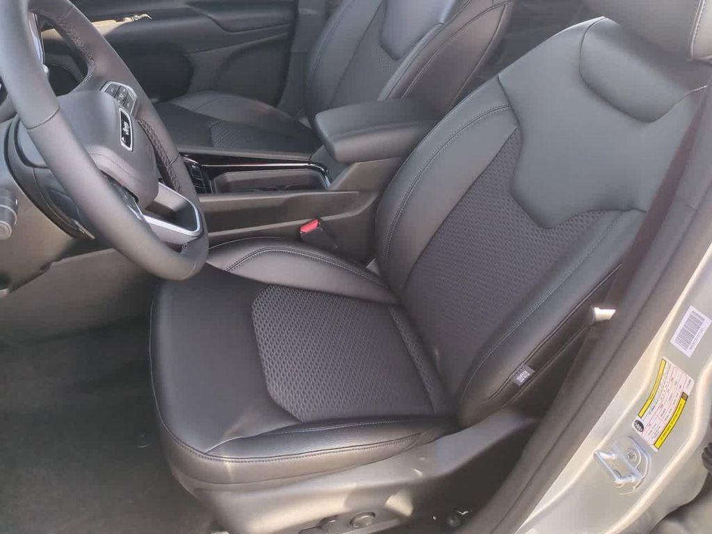 new 2026 Jeep Compass car, priced at $33,273