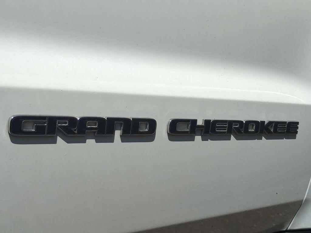 used 2018 Jeep Grand Cherokee car, priced at $12,498