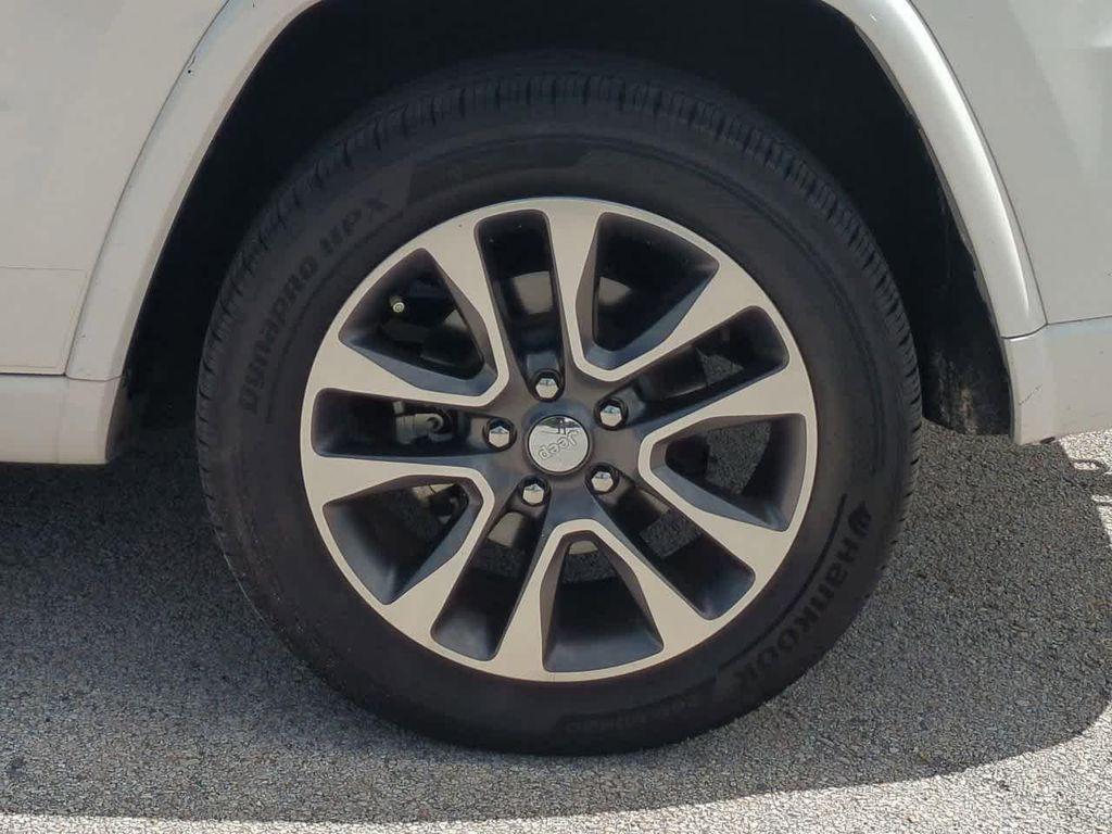used 2018 Jeep Grand Cherokee car, priced at $14,987