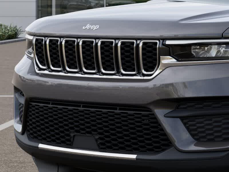 new 2025 Jeep Grand Cherokee car, priced at $36,306