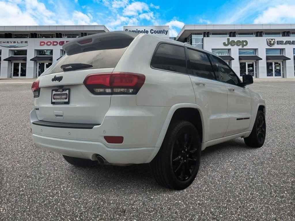 used 2022 Jeep Grand Cherokee car, priced at $25,587