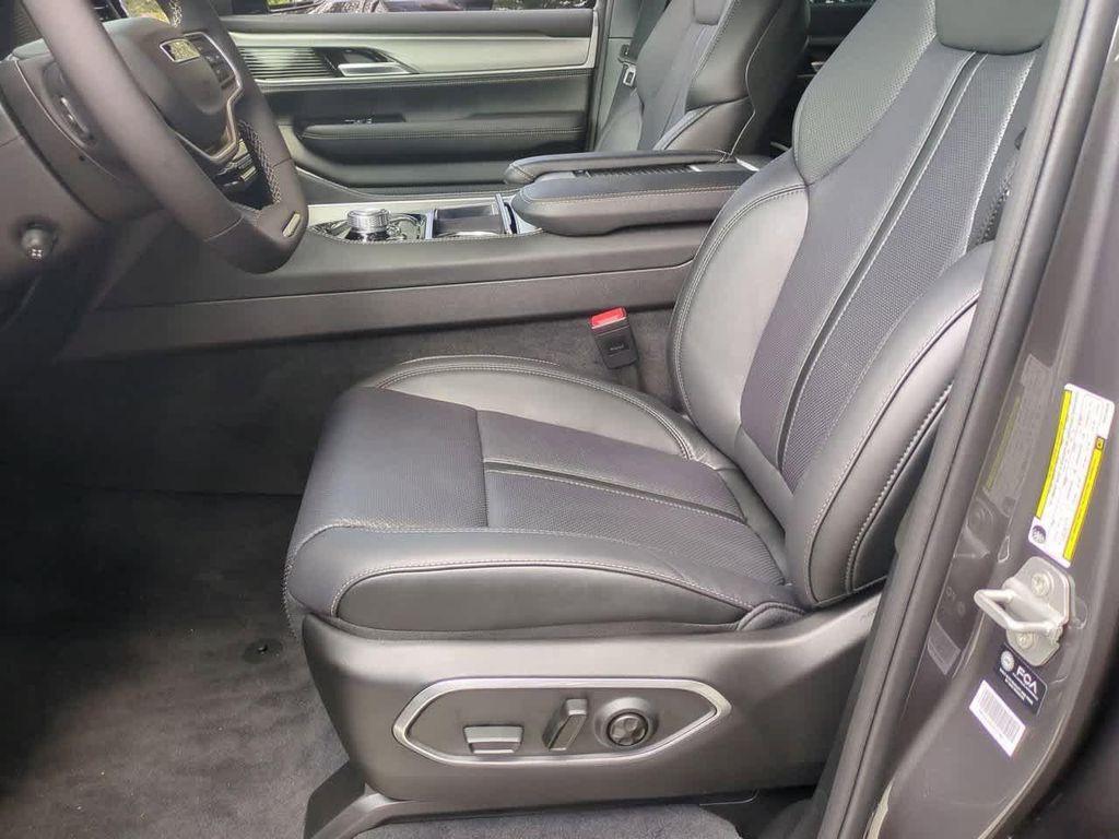 new 2025 Jeep Wagoneer car, priced at $70,900