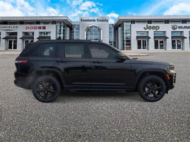 new 2025 Jeep Grand Cherokee car, priced at $47,900