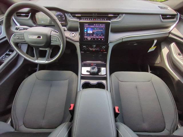 new 2025 Jeep Grand Cherokee L car, priced at $34,900
