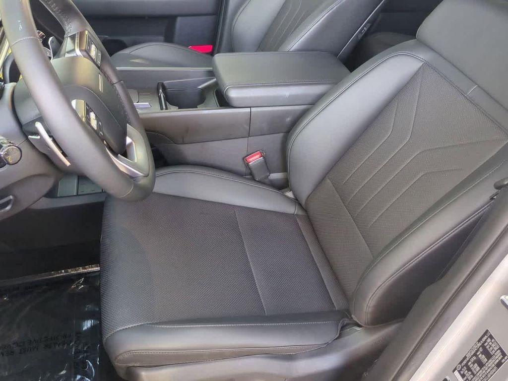 used 2024 Hyundai Santa Fe car, priced at $28,995