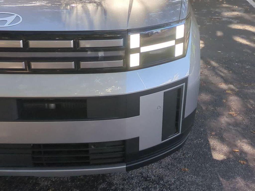 used 2024 Hyundai Santa Fe car, priced at $28,995