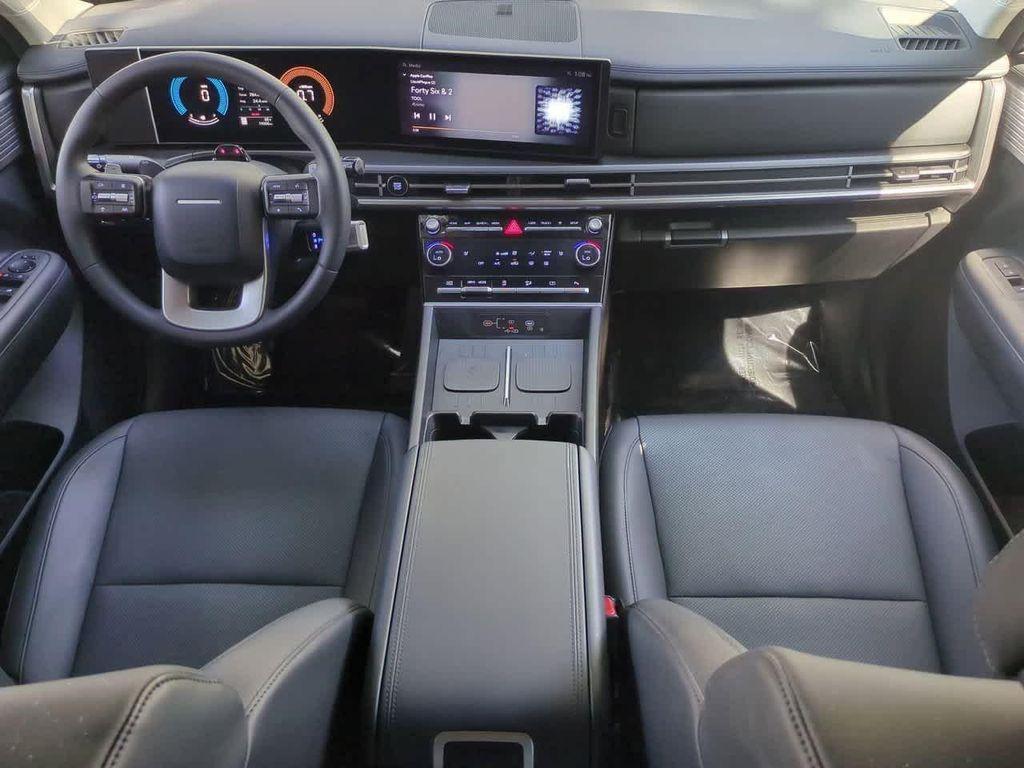 used 2024 Hyundai Santa Fe car, priced at $28,995