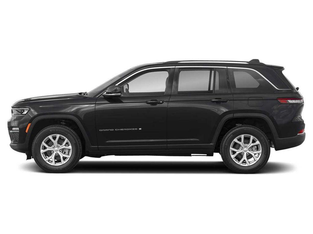 new 2025 Jeep Grand Cherokee car, priced at $42,250